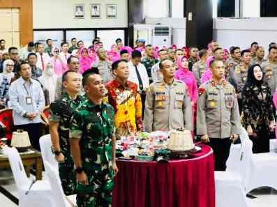 Kenal Pamit Kapolres Takalar, Wakil Bupati Takalar Ucapkan Selamat Mengemban Tugas Baru